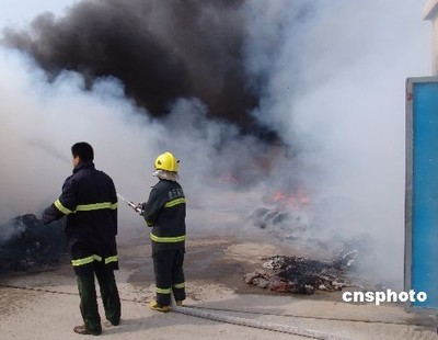 火势受控显应急力 无纺布研发续前行——江苏一工厂火灾事件启示录